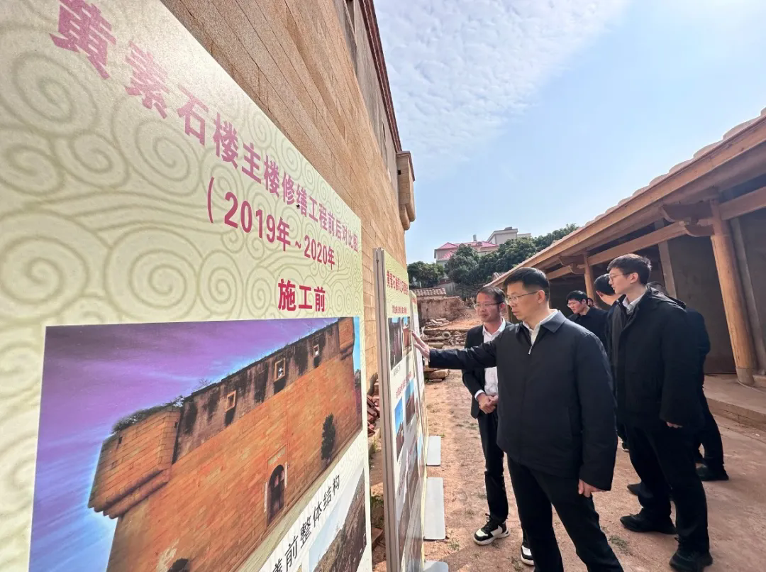 泉港區(qū)政府主要領(lǐng)導(dǎo)帶隊(duì)調(diào)研調(diào)度企業(yè)生產(chǎn)經(jīng)營(yíng)、重點(diǎn)項(xiàng)目建設(shè)情況